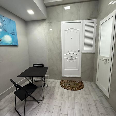 Caracciolo Suites 36 Neapel Exteriör bild
